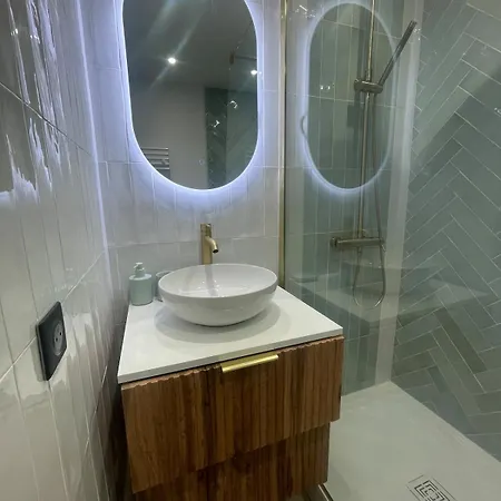 Confort Moderne, Vue Incroyable ! Classe 3 Etoiles * Huez